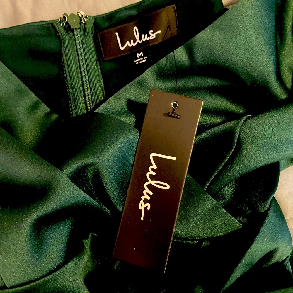 Women’s LULUS dress size medium